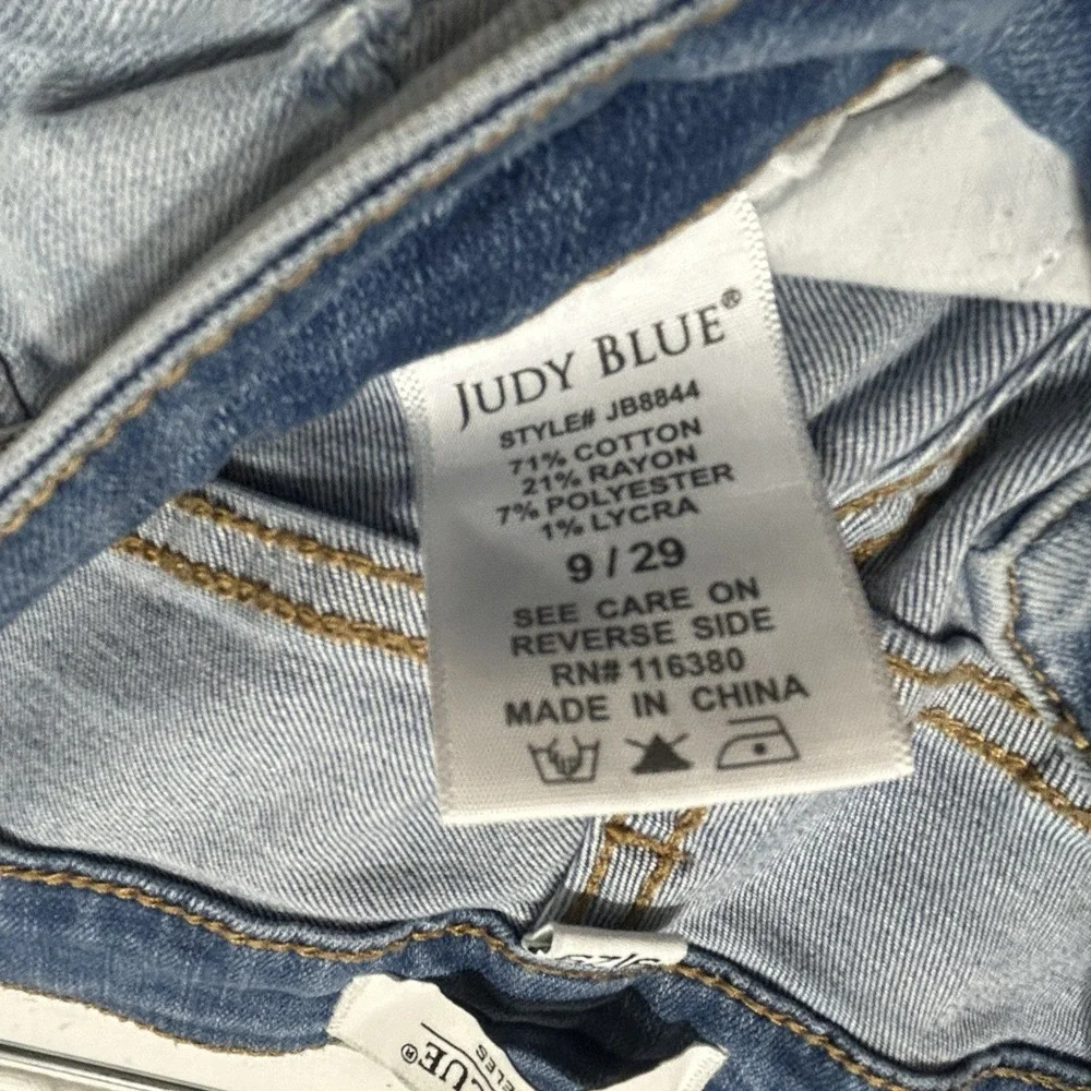 Judy Blue Skinny Fit Light Wash Denim Blue Jeans Womens Size 9/29 Floral Details